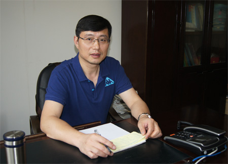 张杰-1.jpg